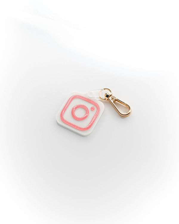 Instagram Tag | White - Pink Glitter (Resin Gloss)